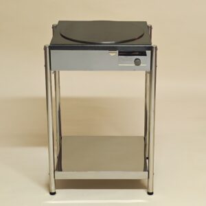 Palačinkarji z nogami in policami